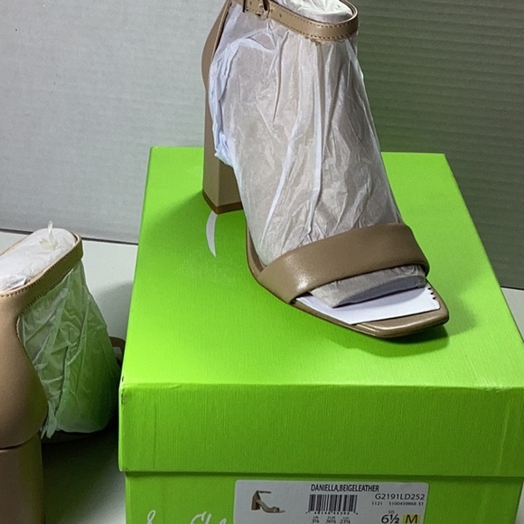DANIELLA IN SOFT BEIGE BY SAM EDELMAN - Picture 8 of 8